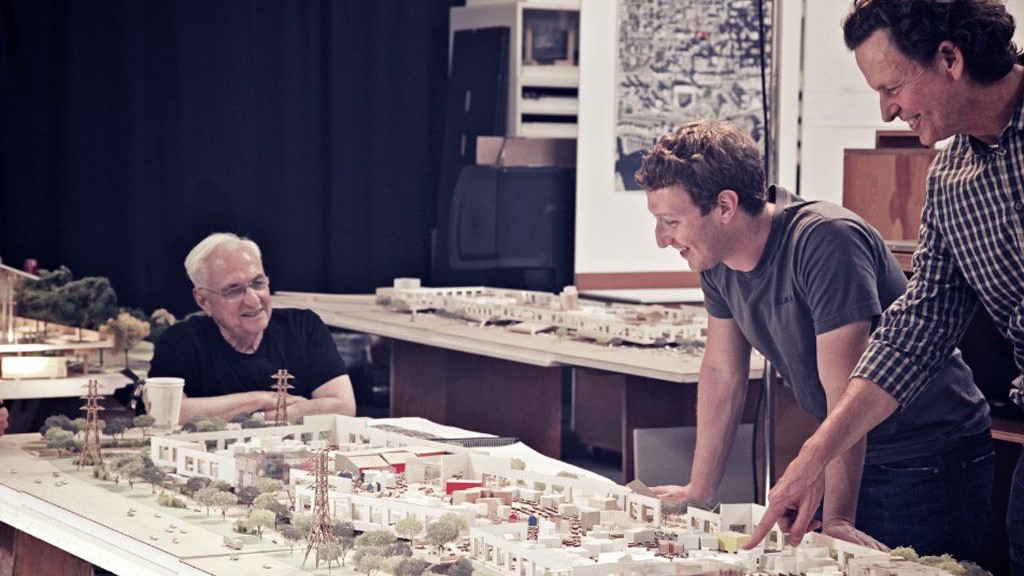 wpid-12151_gehryfacebook.jpg