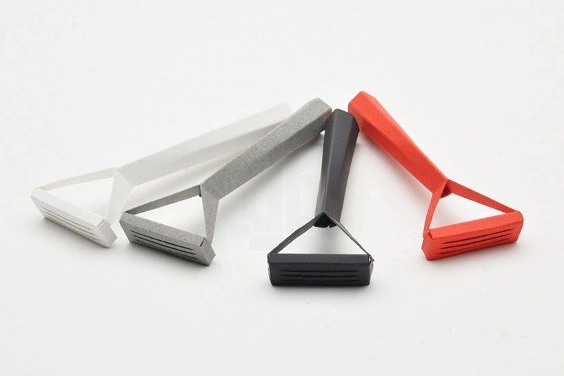 wpid-4377_razor.jpg