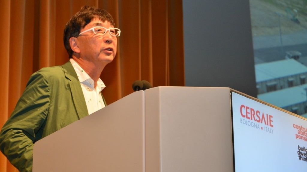wpid-749_CersaieToyoIto.jpg