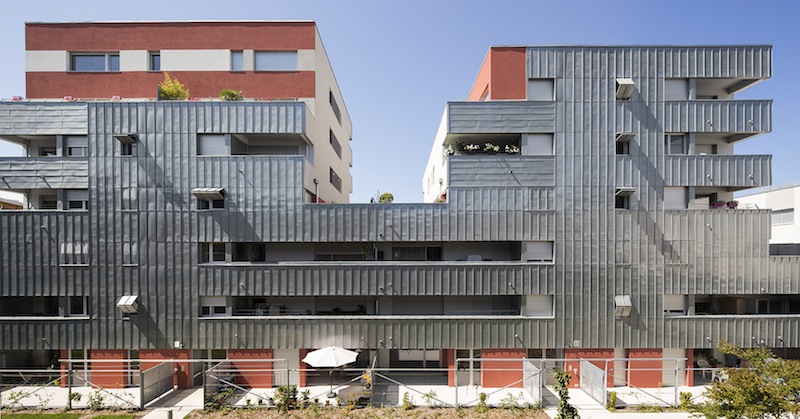 Lo studio delle facciate riveste un ruolo importante nella ricerca di Mateo Arquitectura © Luc Boegly