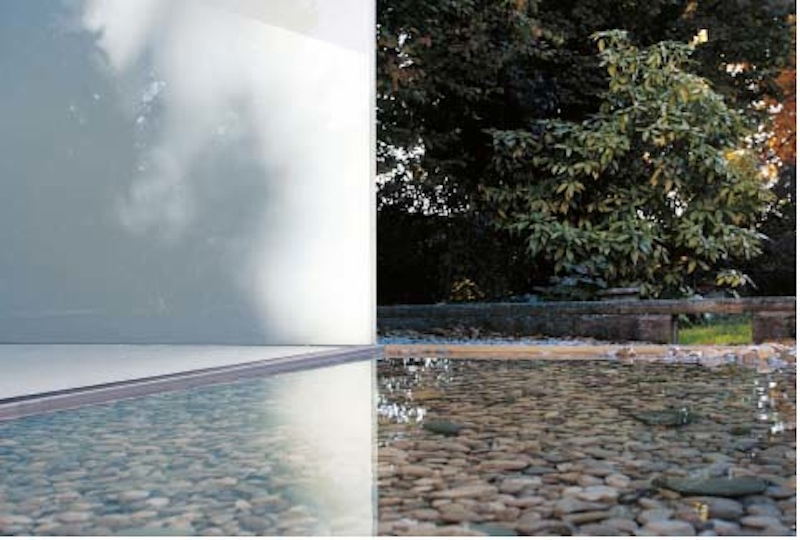 Marsigli 17_FIG 1_Superfici dÔÇÖacqua, spazio espositivo Euroom di Fiume Veneto (PN), Corde Architetti, 2010 (Foto Euro Rotelli)