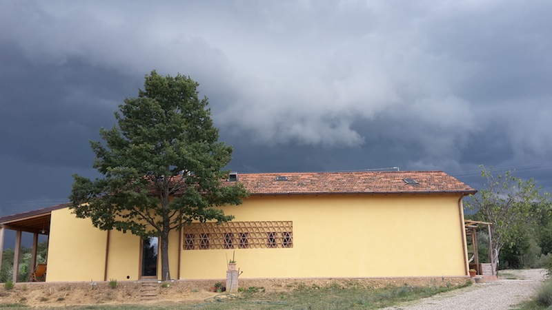 fienilo_cielo_nero