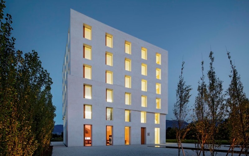 Edificio 2226, Lustenau Austria, di Dietmar Eberle - foto Eduard Hueber©, HP
