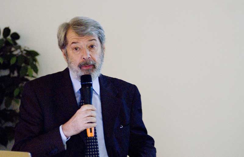 Il prof. Giovanni Carbonara