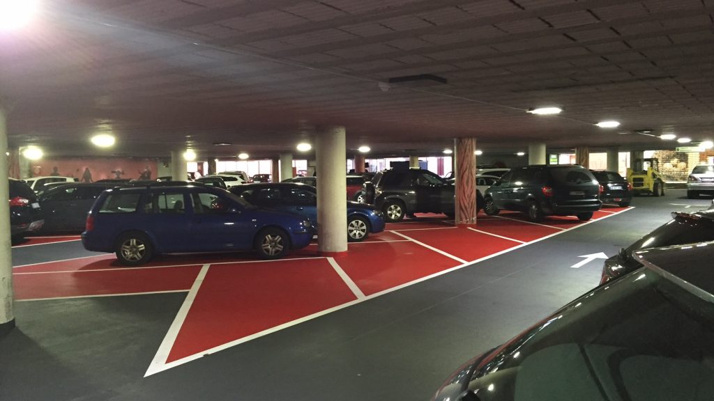 Il parcheggio dell'hotel Luna Mondschein, Bolzano, in uso