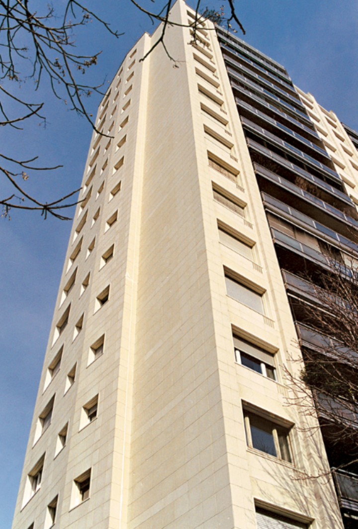 Un edificio rivestito in Silipol®