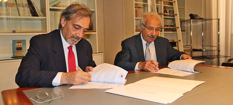 Da sinistra, il presidente della Croce Rossa Italiana, Francesco Rocca e Giuseppe Cappochin, presidente del Cnappc