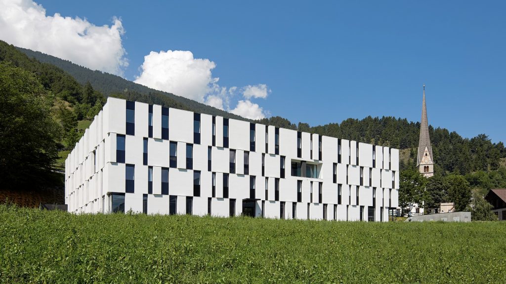 Convitto Fürstenburg a Burgusio (Bolzano) - Werner Tscholl Architetto - Certificazione CasaClima A © René Riller