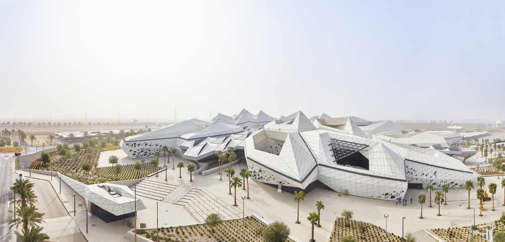 © Hufton+Crow