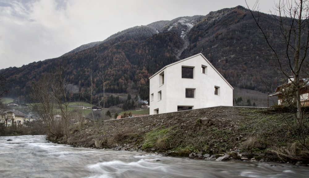 © Gustav Willeit