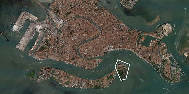 Immagine dall'alto della Laguna di Venezia per identificare l'isola di San Giorgio dove saranno ospitate le 10 Vatican Chapels (Fonte immagini https://www.lignoalp.it/news/lignoalp-la- biennale-venezia-
2018/)